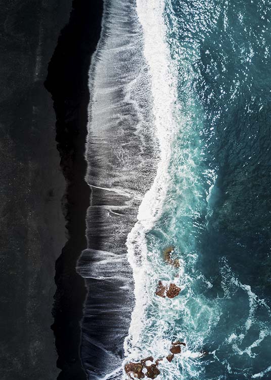 Black Beach Above Poster / Natureza em Desenio AB (10229)