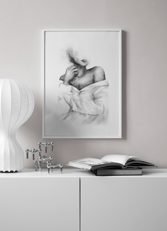  – Ilustração em aguarela em preto e branco de uma mulher com uma camisa com ombros descobertos