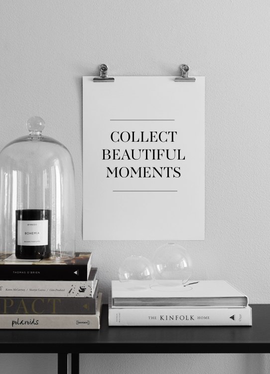 Collect Beautiful Moments Poster / Posters com citações em Desenio AB (12881)