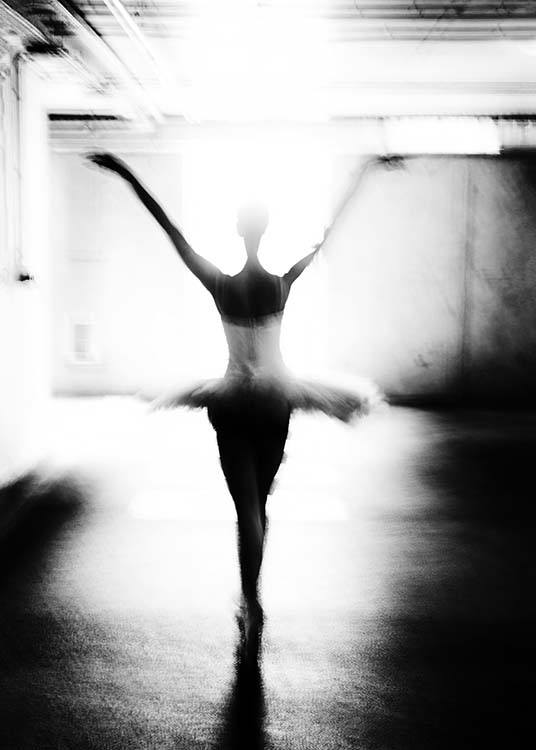 Ballet Dancer Poster / Preto e branco em Desenio AB (2414)