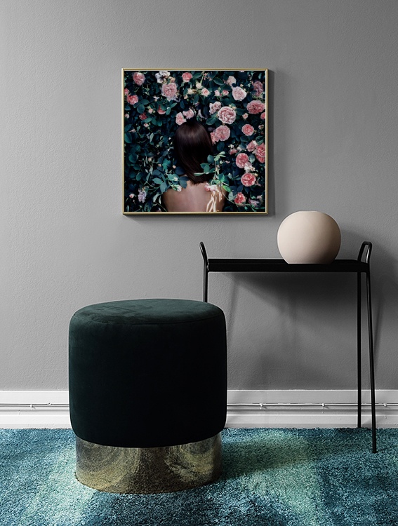 Flower Girl Poster / 50x50 cm em Desenio AB (3269)