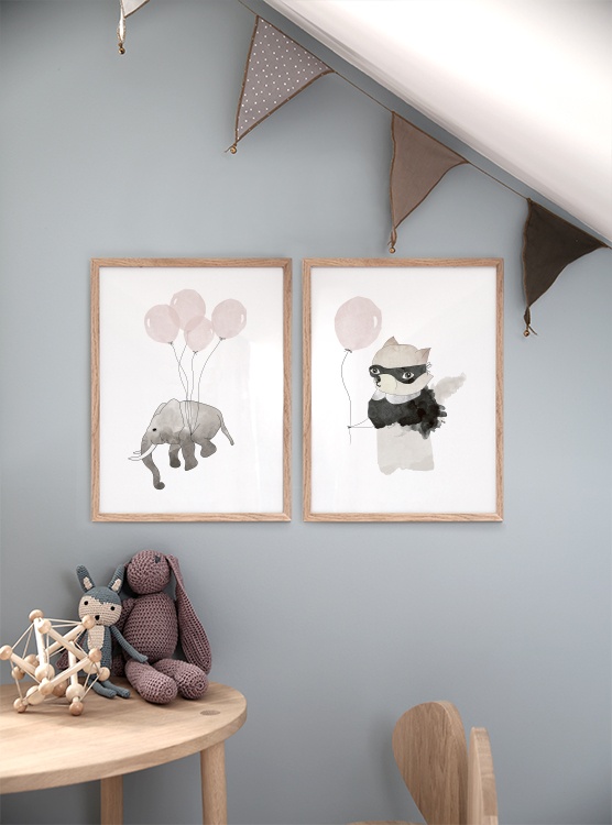 Elephant Pink Poster / Bebé em Desenio AB (7780)