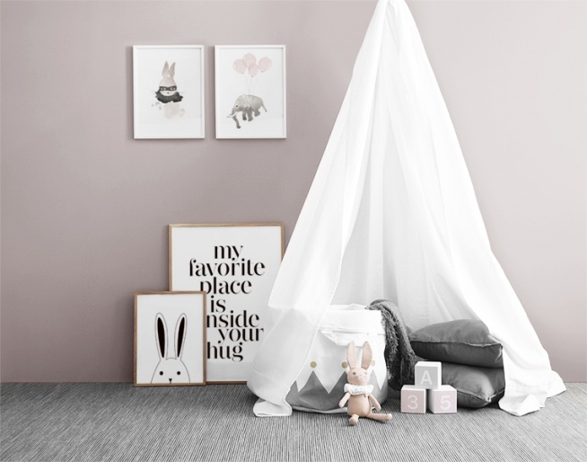 Elephant Pink Poster / Bebé em Desenio AB (7780)