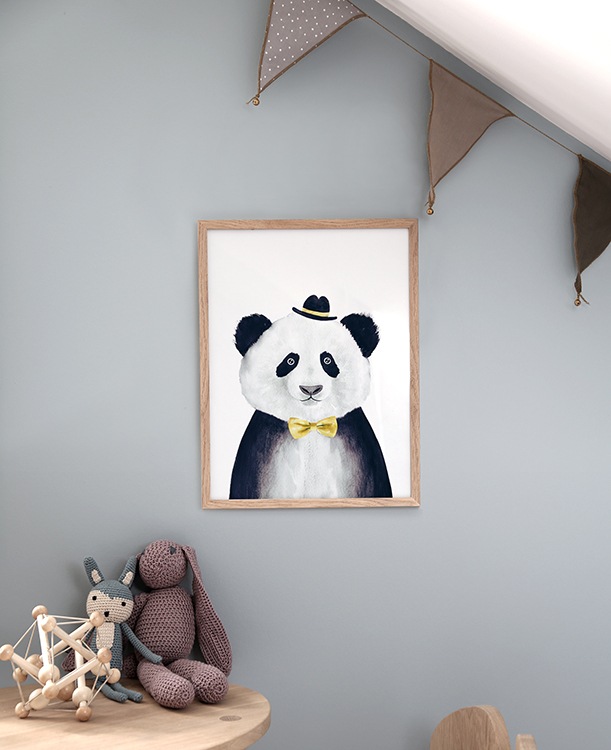 Panda With Hat Poster / Ilustrações de animais em Desenio AB (8234)