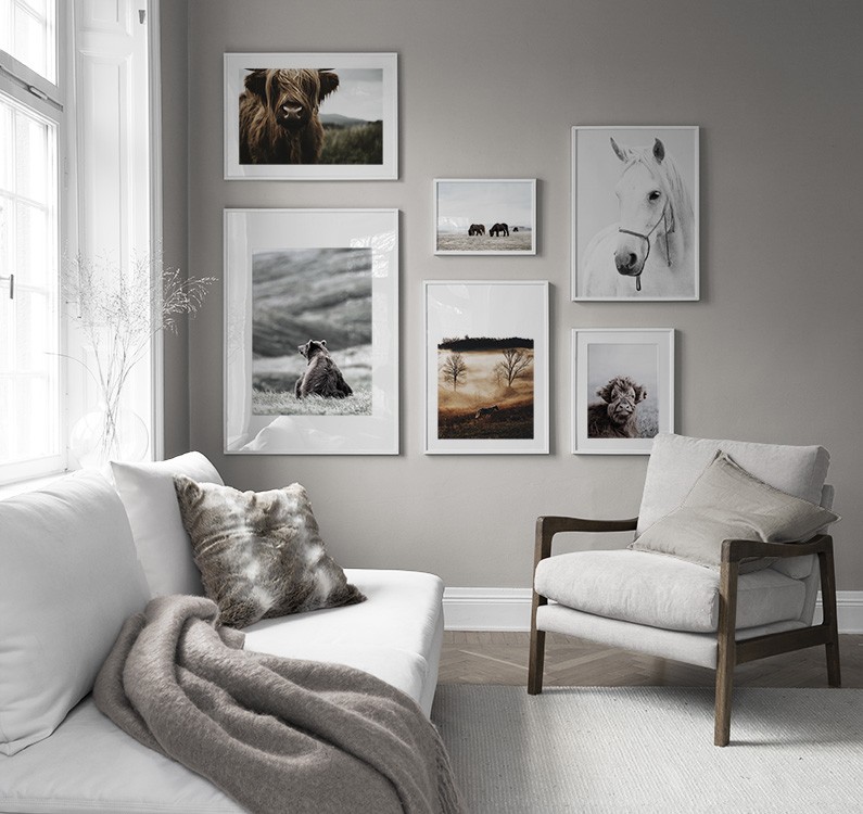 Sala elegante com colagem de animais selvagens